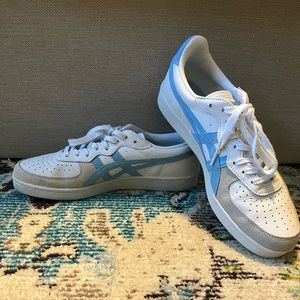 ONITSUKA Tiger by ASICS: Size 8